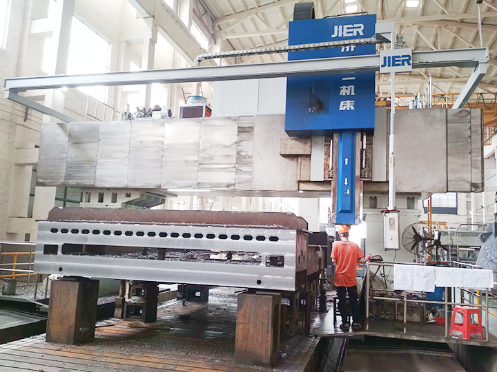 Jinan Second Machine Tool Gantry Machining Center 6000 × 13000 Height 3000